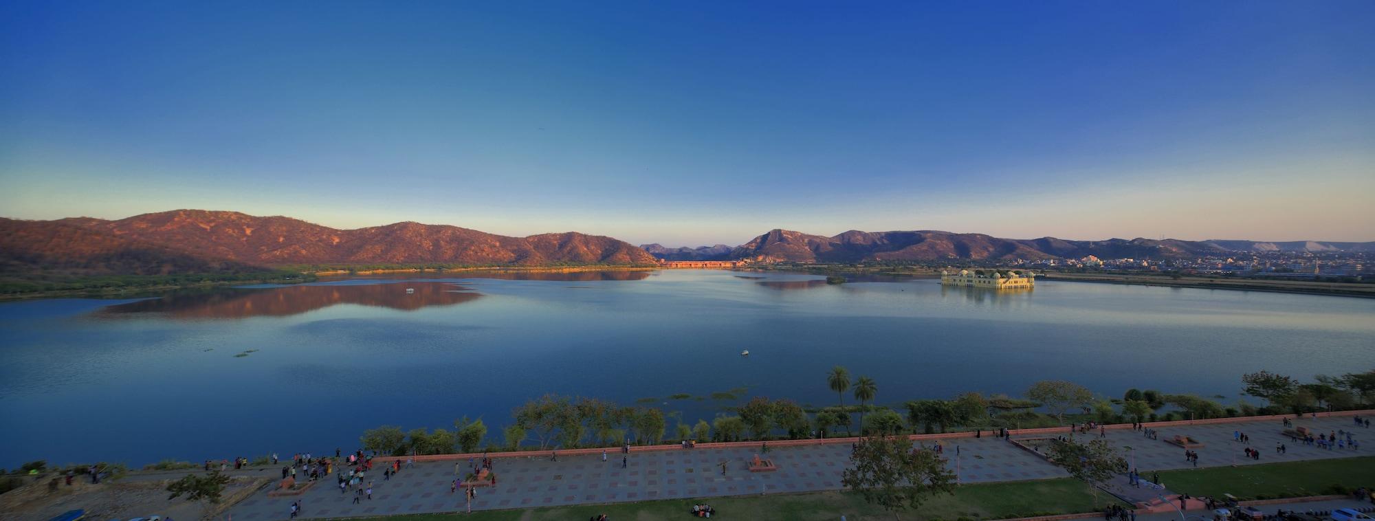 Regenta Central Jal Mahal, Джайпур Екстериор снимка